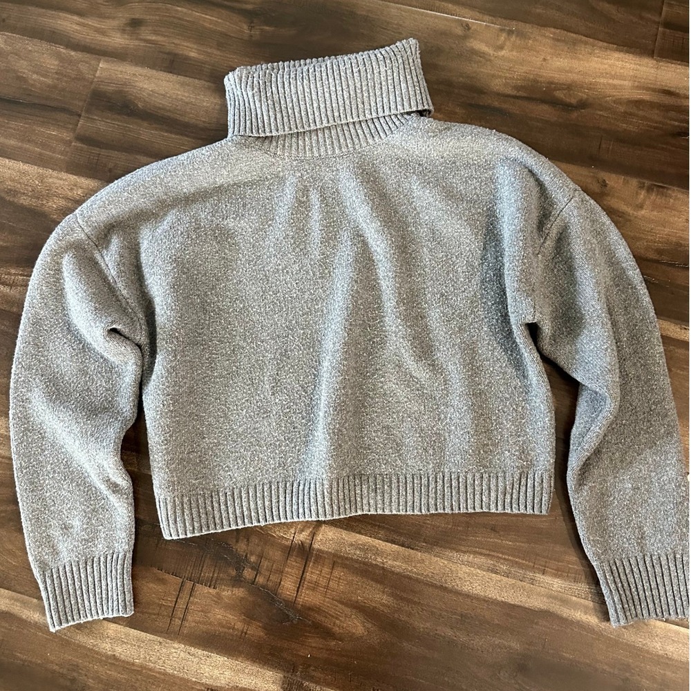 House of Harlow 1960 Womens Grey Cropped Turtleneck Sweater Size Medium